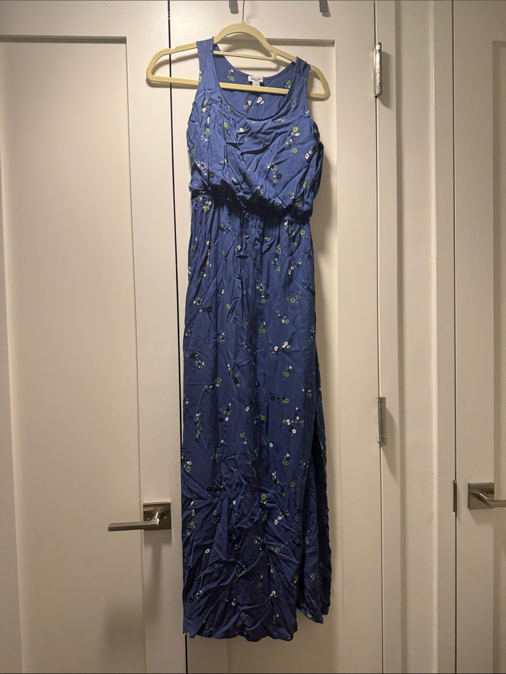 Women’s Blue Floral Maxi Dress with Scoop Neck